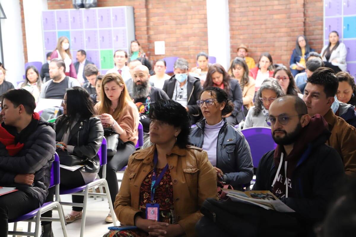 Asistentes del panel 
